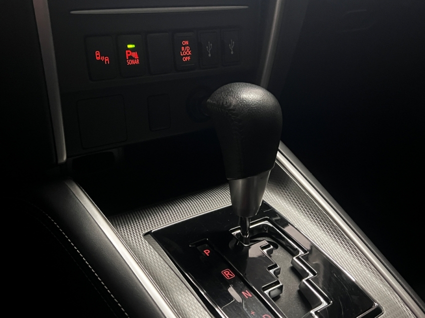 mitsubishi l200 triton sport hpes 2025