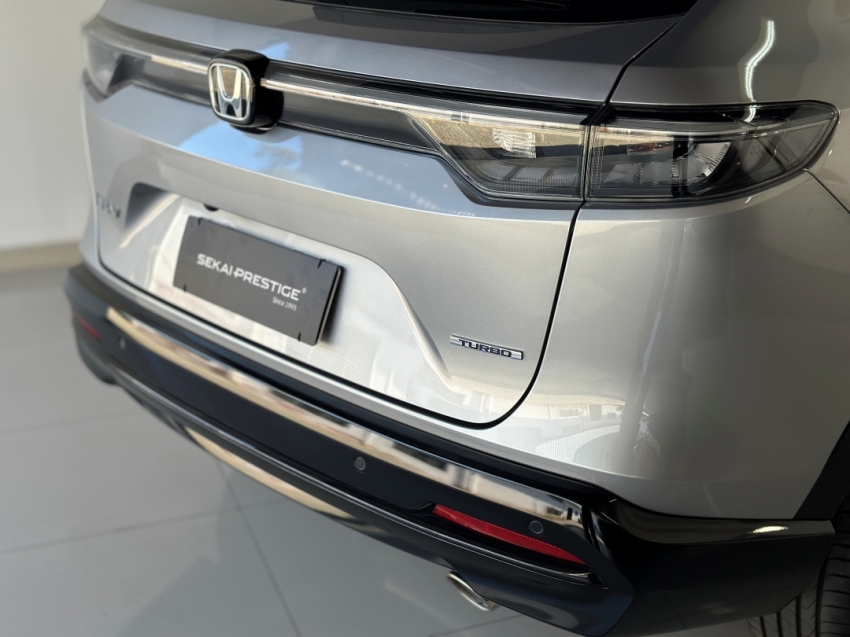 honda hrv touring 2025
