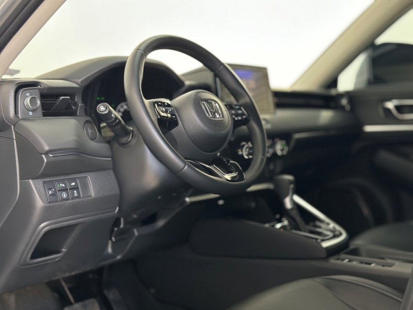 honda hrv touring 2025