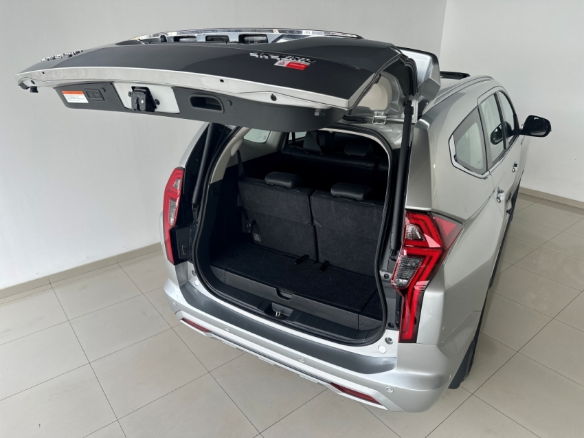 mitsubishi pajero sport hpes 2024
