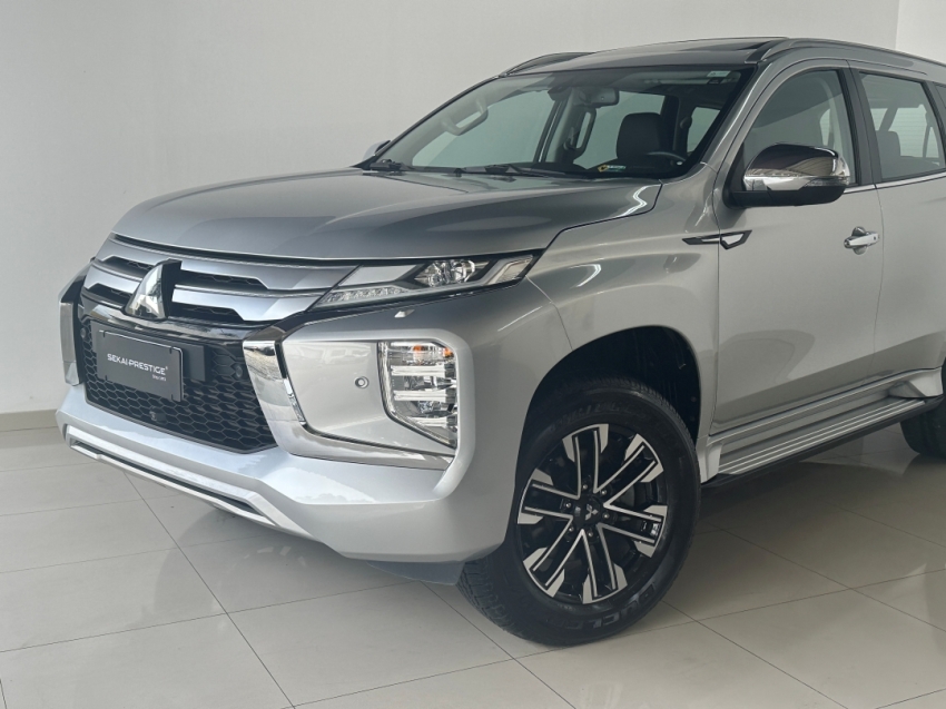 mitsubishi pajero sport hpes 2024