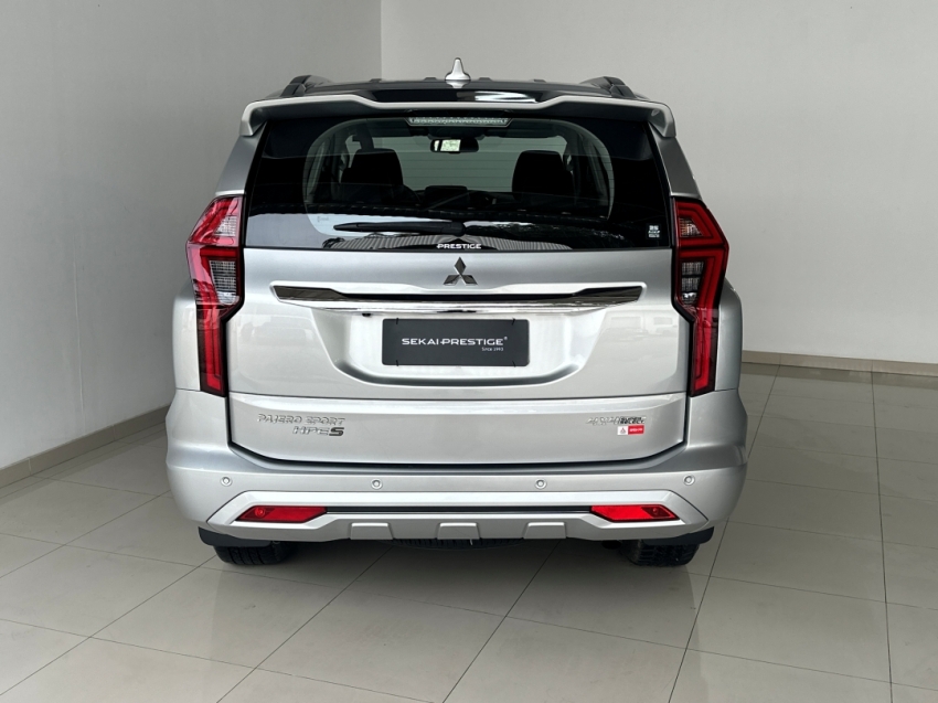 mitsubishi pajero sport hpes 2024