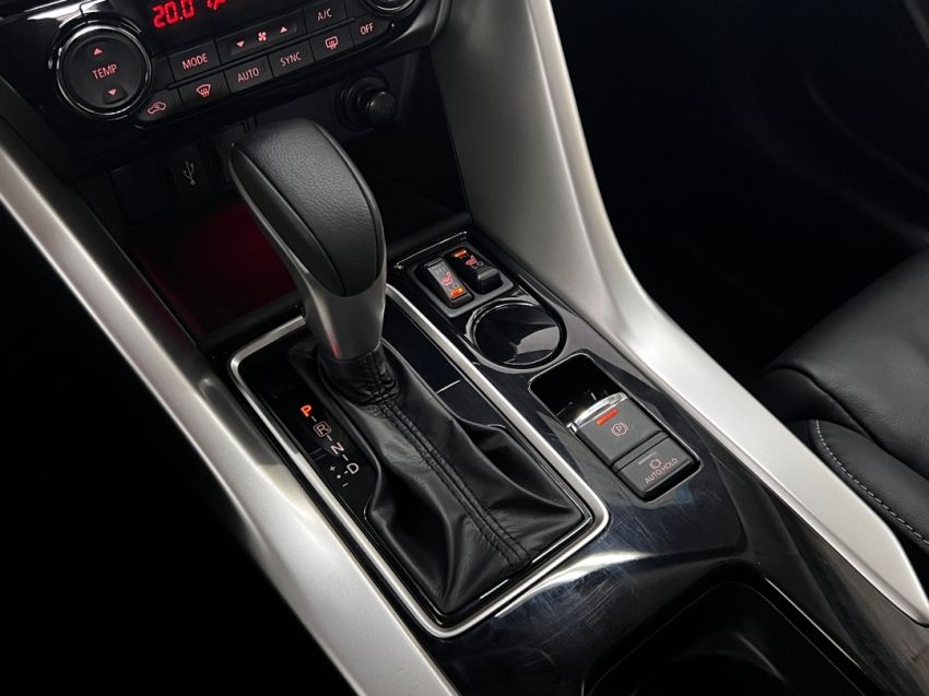 mitsubishi eclipse cross hpes 2025