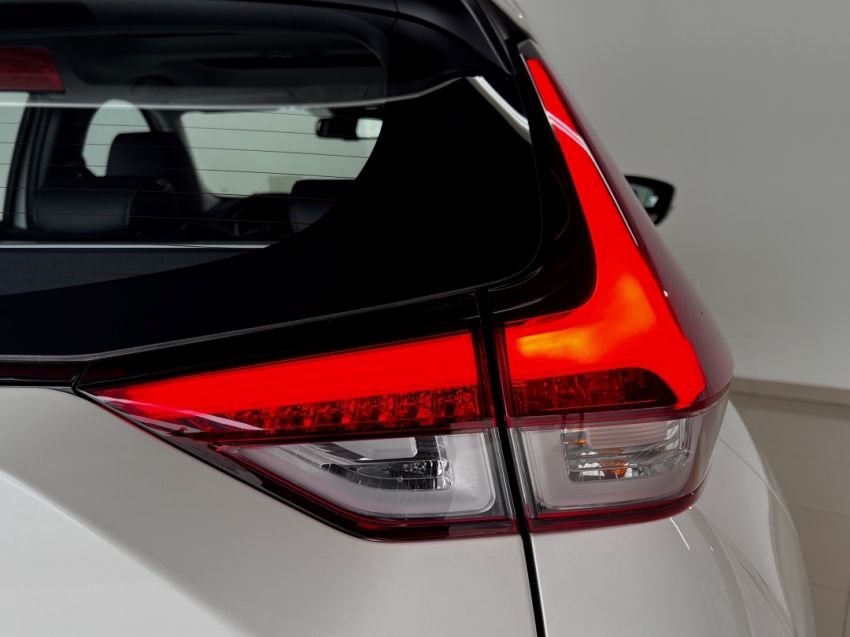 mitsubishi eclipse cross hpes 2025