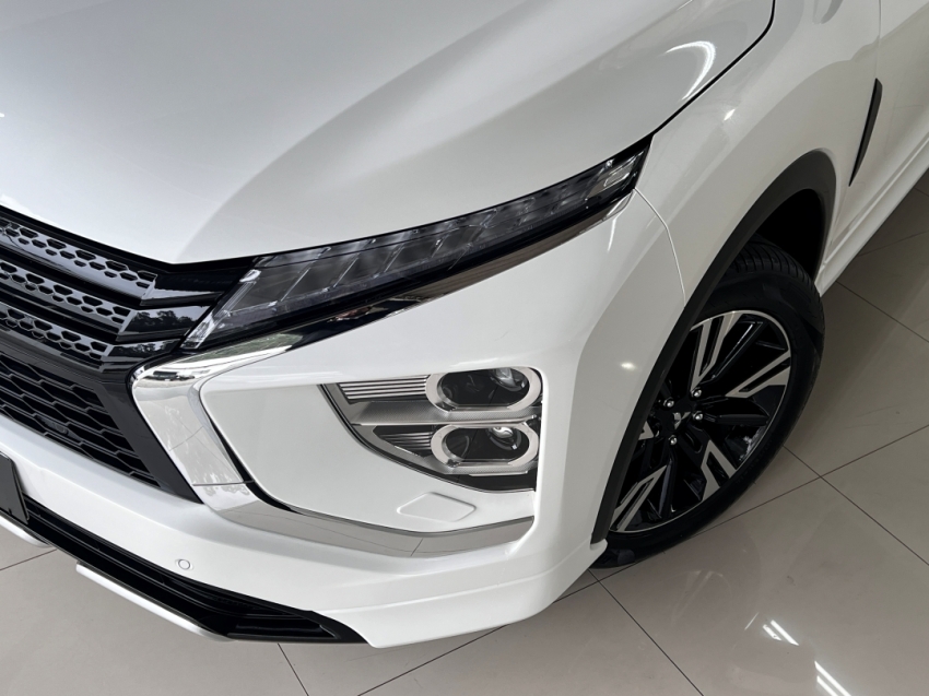 mitsubishi eclipse cross hpes 2025