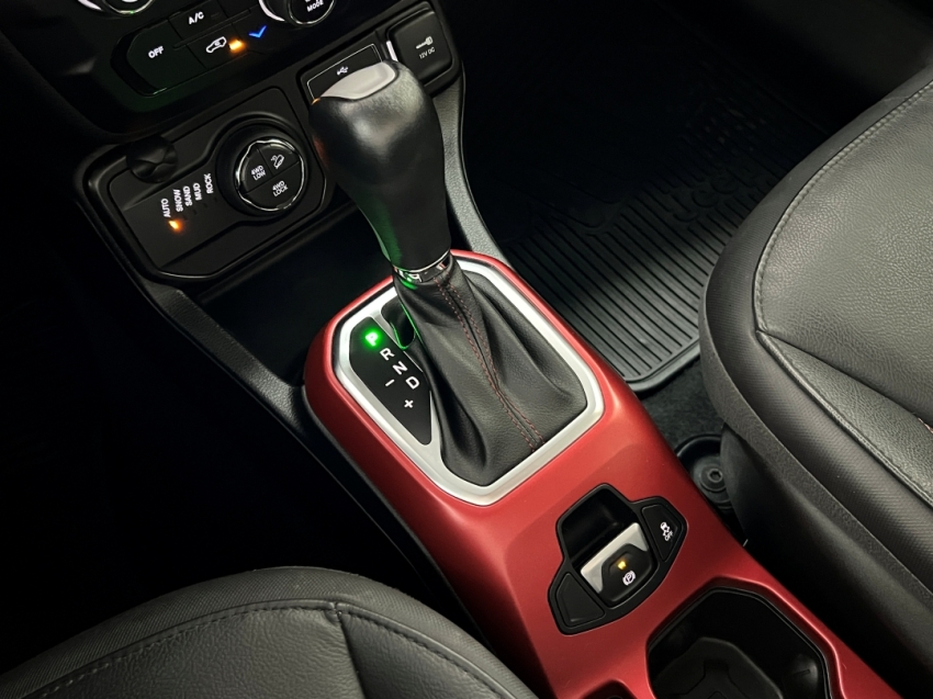 jeep renegade trailhawk