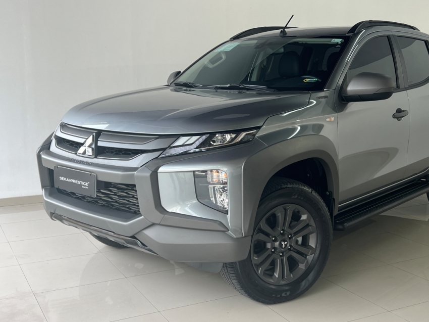 mitsubishi l200 triton sport outdoor plus 2025