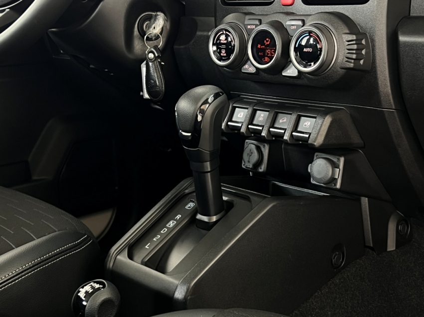 suzuki jimny sierra 4you plus 202525