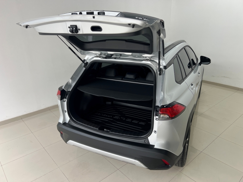 toyota corolla cross xre 202415