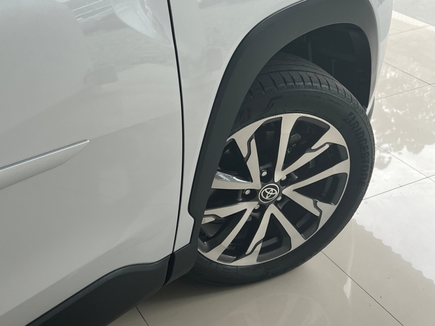 toyota corolla cross xre 202417