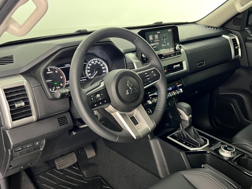 mitsubishi all new triton hpe 20264