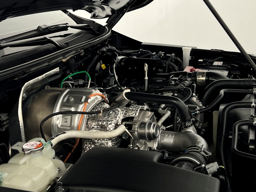 mitsubishi all new triton hpe 202626