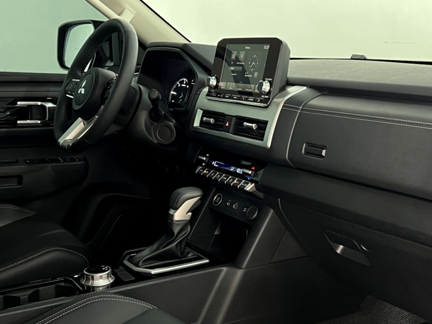 mitsubishi all new triton hpe 202624