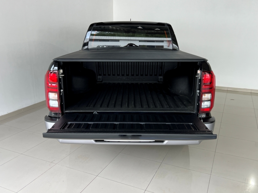 mitsubishi all new triton hpe 202617