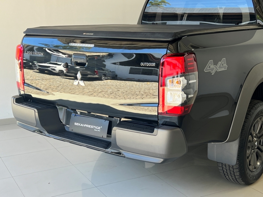 mitsubishi l200 triton sport outdoor plus 202521