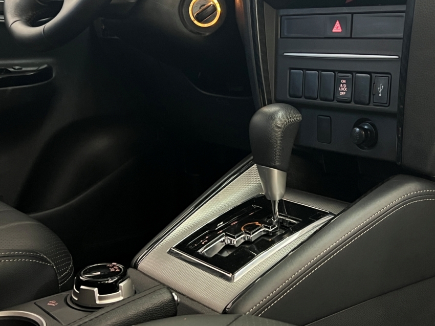 mitsubishi l200 triton sport outdoor plus 202525