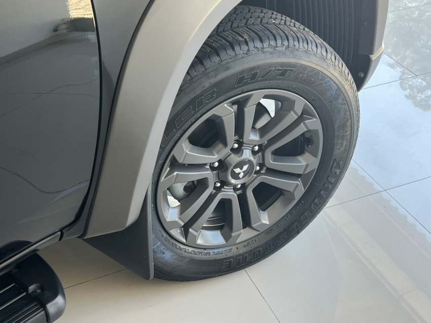 mitsubishi l200 triton sport outdoor plus 202519