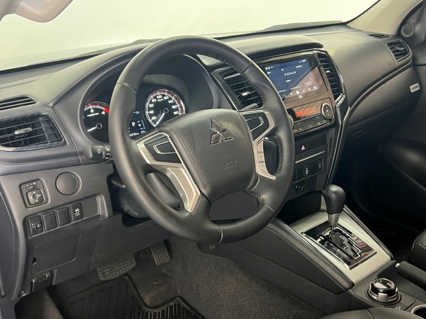 mitsubishi l200 triton sport outdoor plus 20254