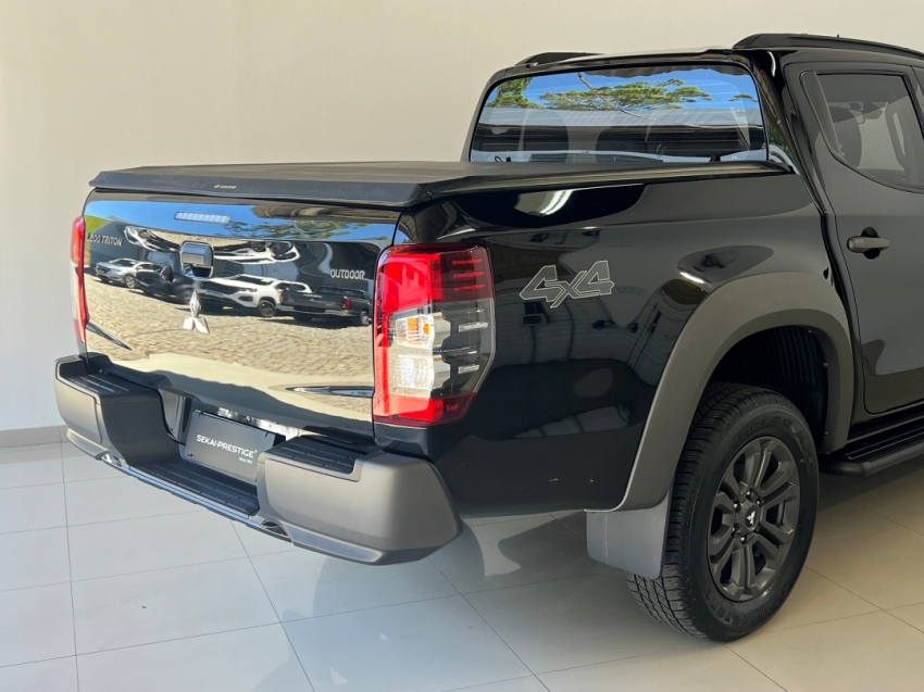 mitsubishi l200 triton sport outdoor plus 202515