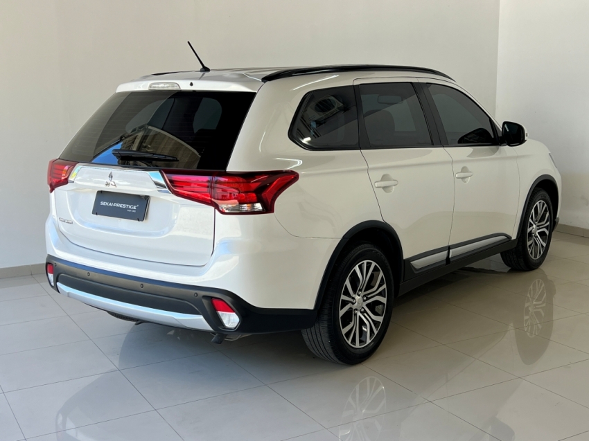 mitsubishi outlander 2.0 20162