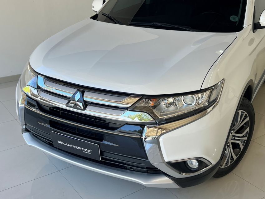 mitsubishi outlander 2.0 201618