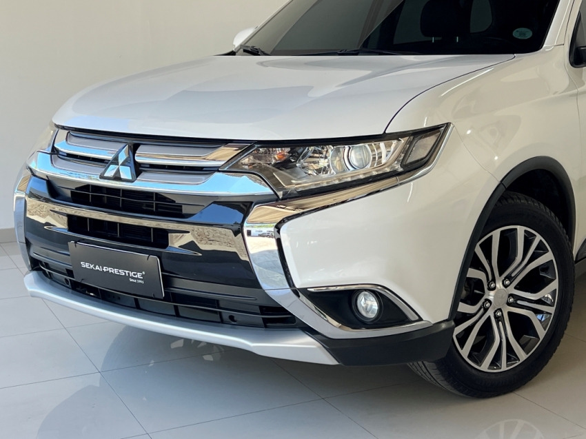 mitsubishi outlander 2.0 201624