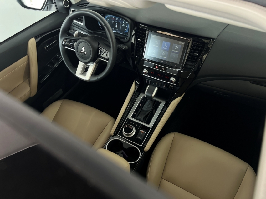 mitsubishi pajero sport legend 202536