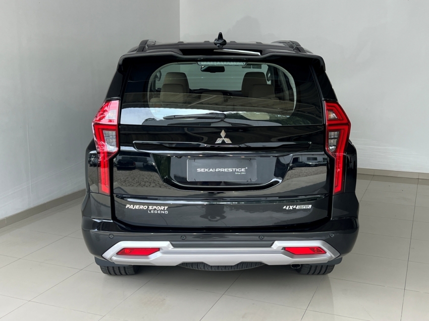 mitsubishi pajero sport legend 20253