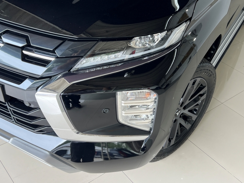 mitsubishi pajero sport legend 202535