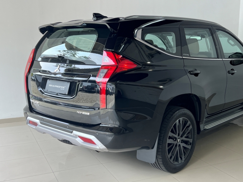 mitsubishi pajero sport legend 202517