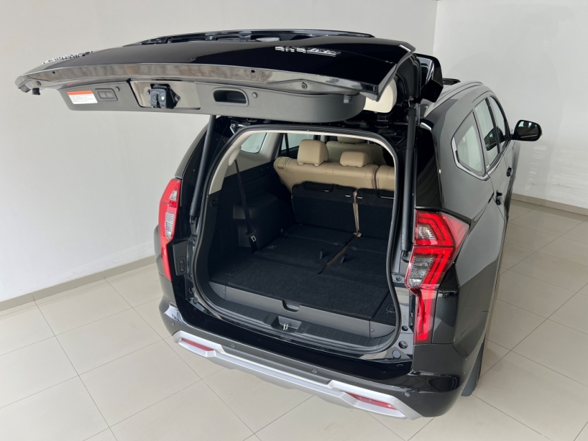 mitsubishi pajero sport legend 202519