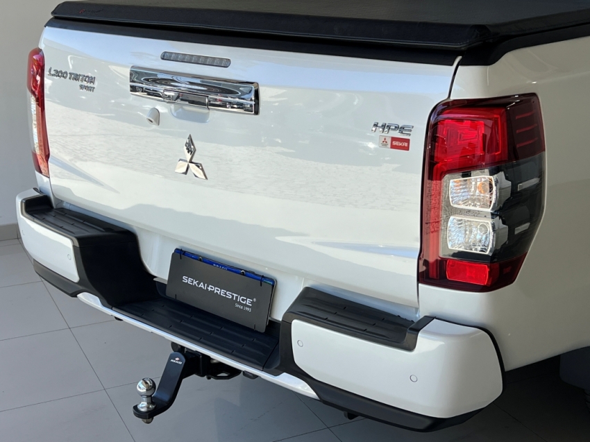 mitsubishi l200 triton sport hpe 202431