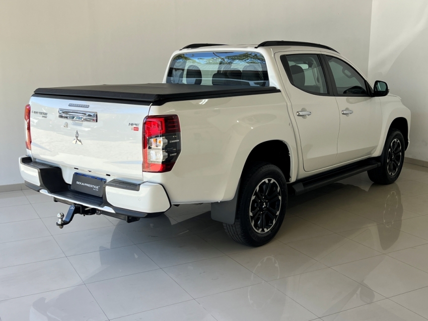 mitsubishi l200 triton sport hpe 20242