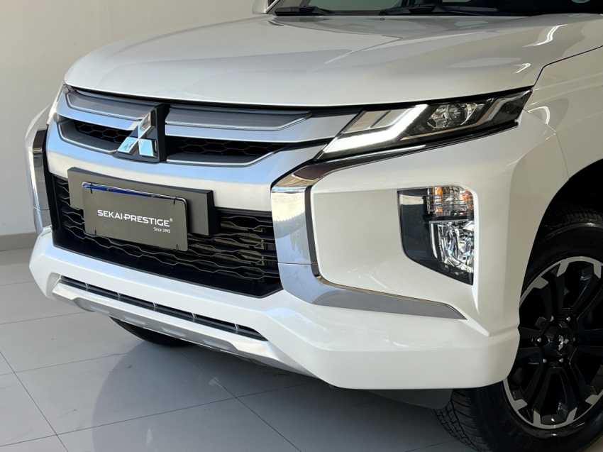 mitsubishi l200 triton sport hpe 202430