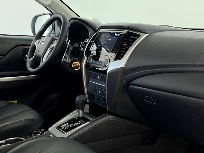 mitsubishi l200 triton sport hpe 202424