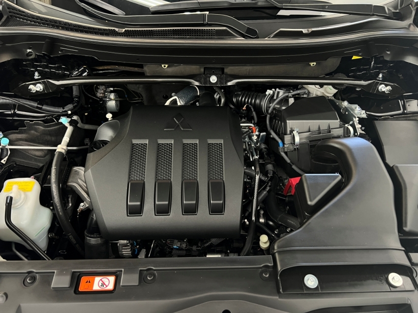 mitsubishi eclipse cross hpe 202414