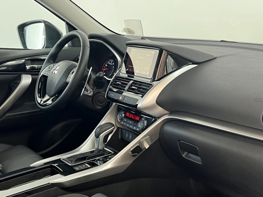 mitsubishi eclipse cross hpe 202424