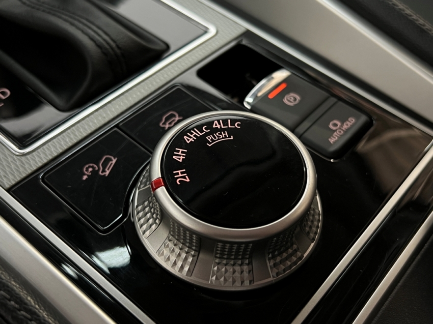 mitsubishi pajero sport hpe 20249