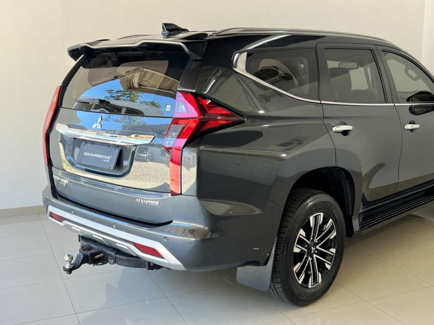 mitsubishi pajero sport hpe 202416