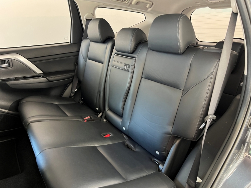 mitsubishi pajero sport hpe 202412