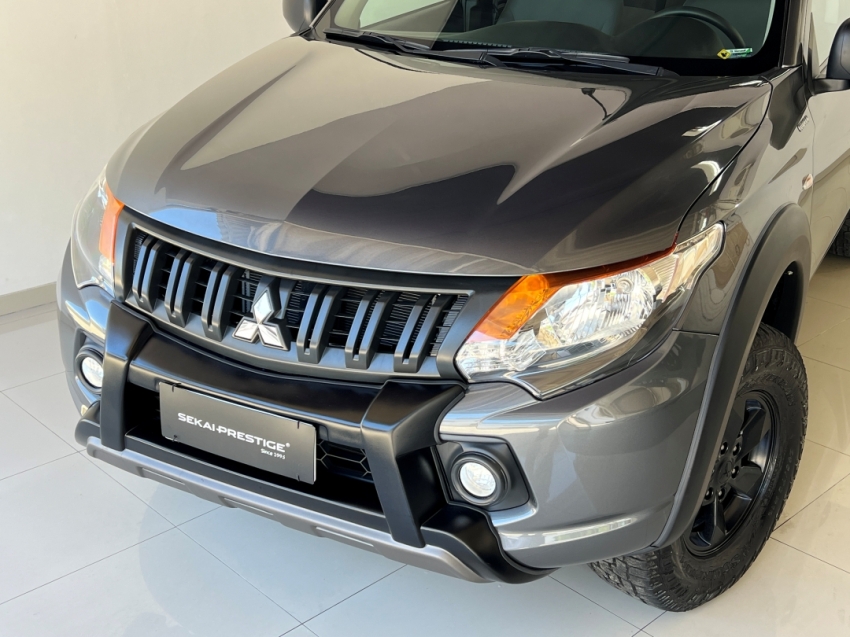 mitsubishi l200 triton outdoor glx 202420