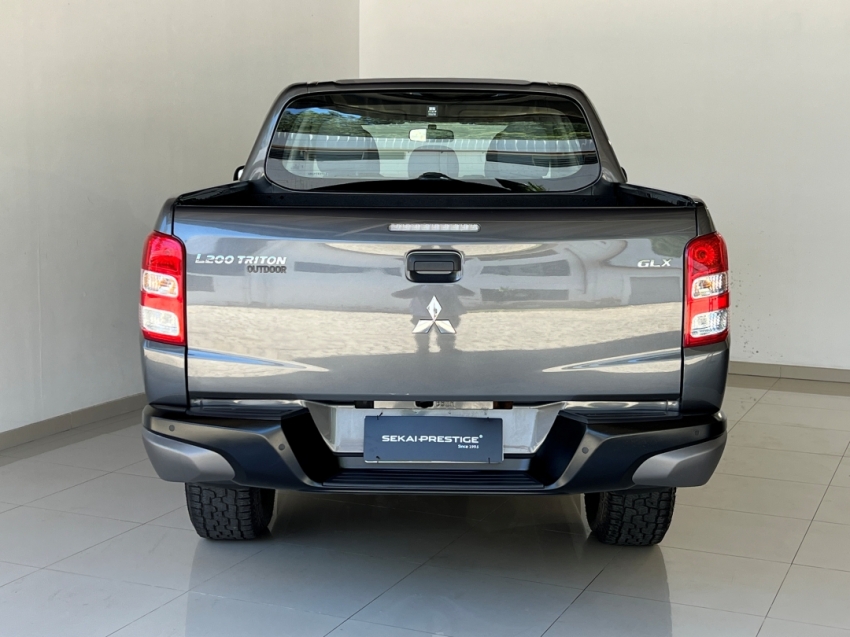 mitsubishi l200 triton outdoor glx 20243