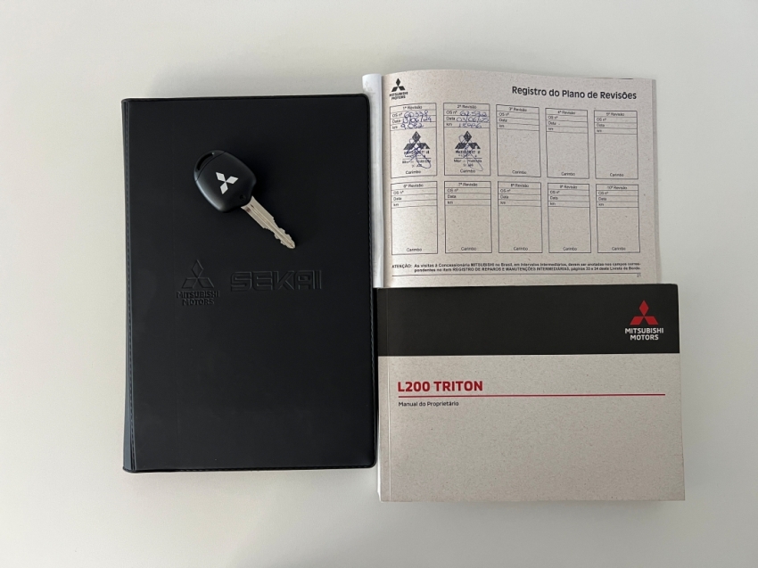 mitsubishi l200 triton outdoor glx 202418