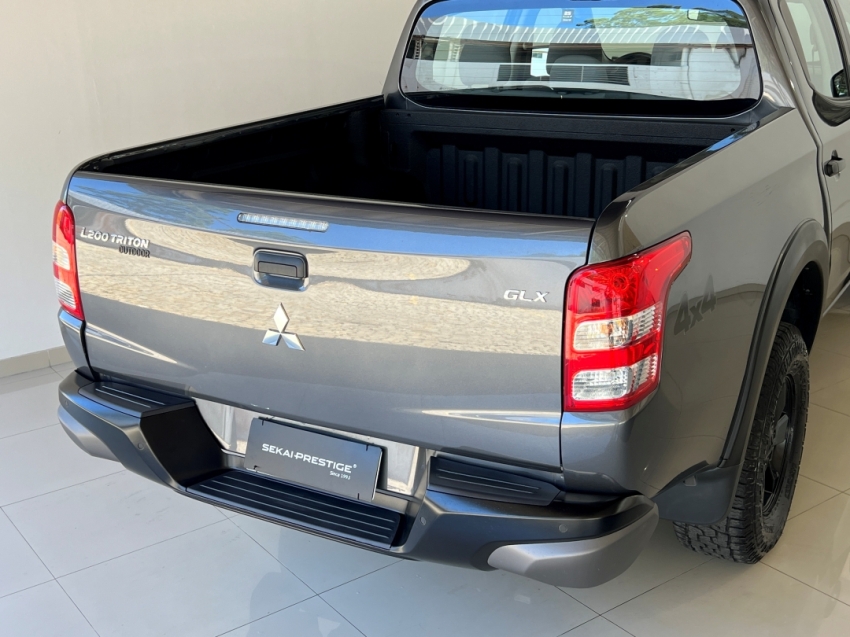 mitsubishi l200 triton outdoor glx 202421