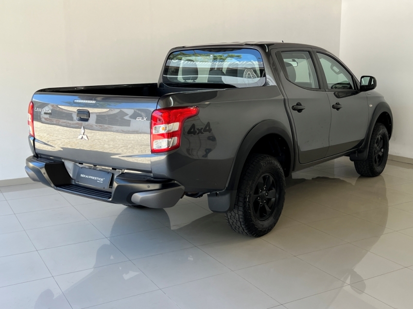 mitsubishi l200 triton outdoor glx 20242