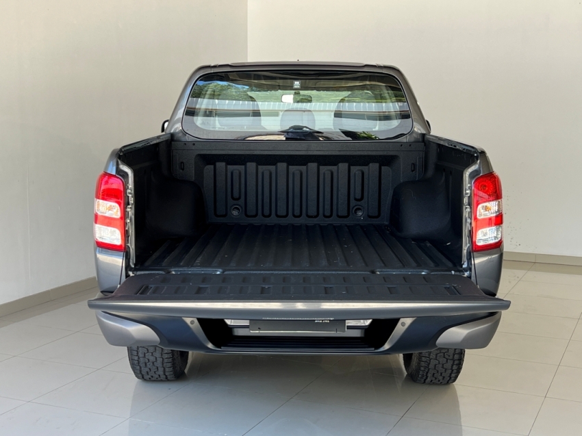 mitsubishi l200 triton outdoor glx 202417