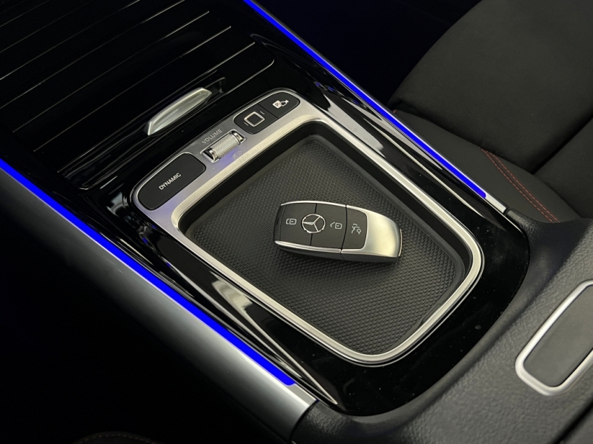 mercedes benz gla 200 amg line 202610