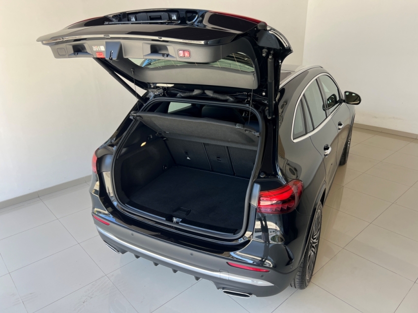 mercedes benz gla 200 amg line 202618