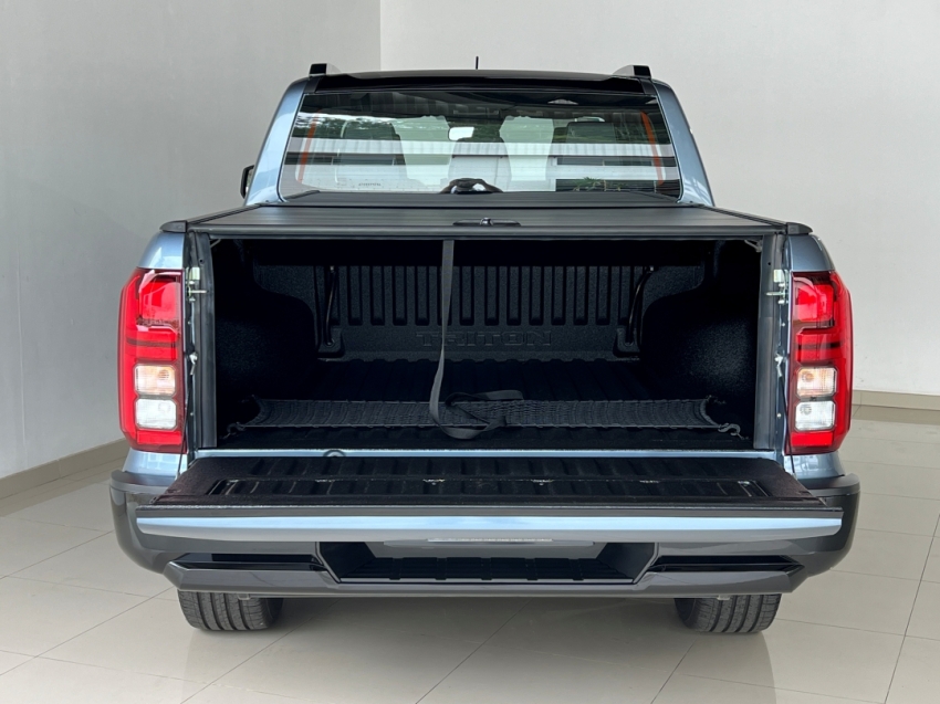 mitsubishi all new triton tarmac 202616