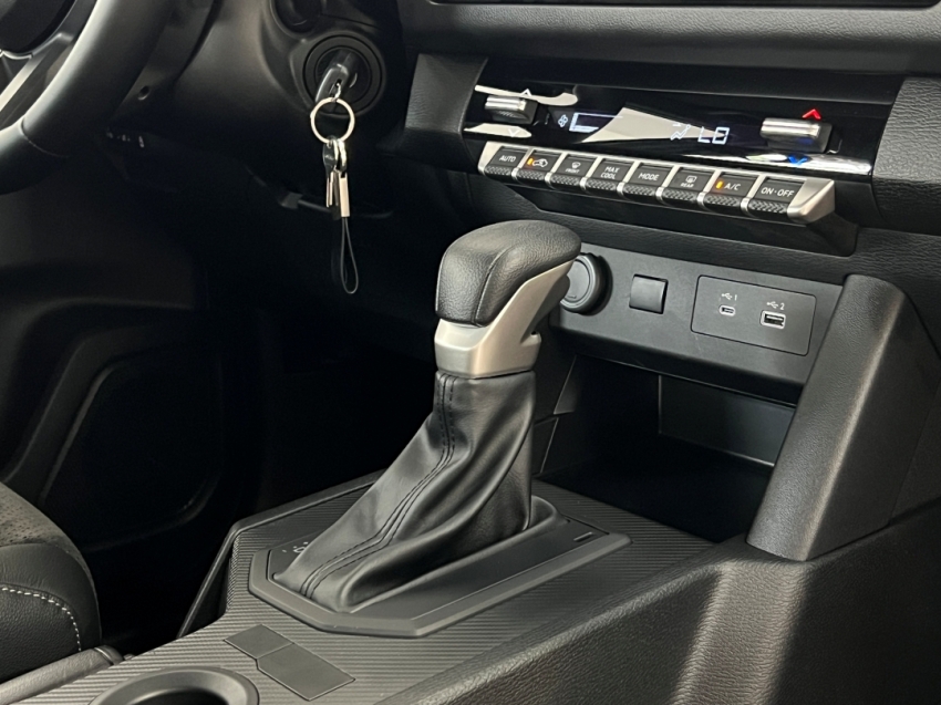 mitsubishi all new triton tarmac 202624